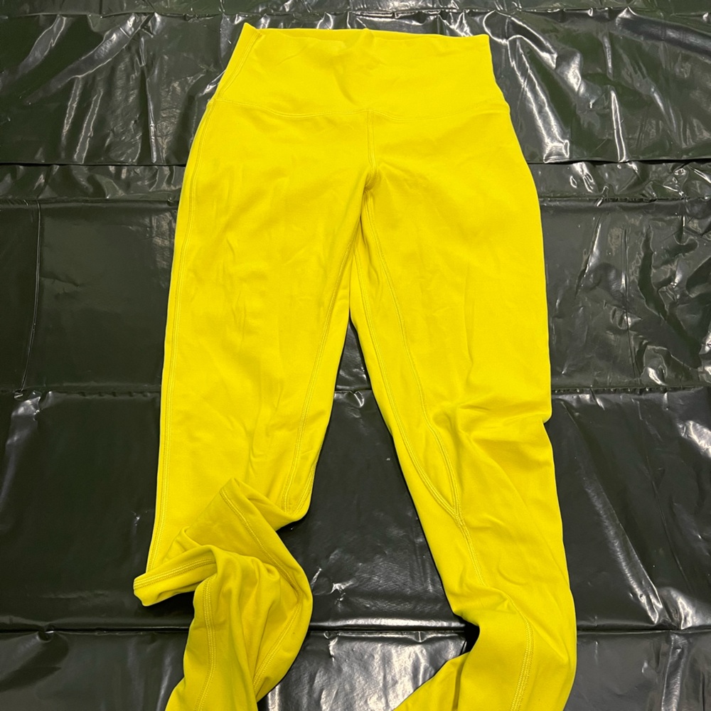 Amazing color - Picture 2 of 3